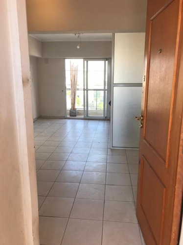 Piso Exclusivo Mendoza Y Cafferata - Balcón - Escritura