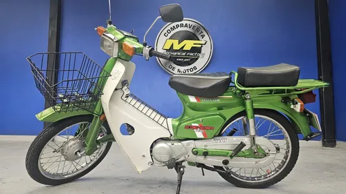 C 90 Honda Modelo 1996