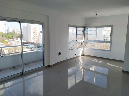 Imagen 2 de 16 de Venta De Departamento 1 Dormitorio, La Plata