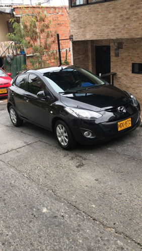 Mazda Mazda 2015 Mazda 2 Modelo 2015 