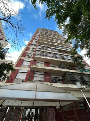 Torres De Prefectura - Departamento De 3ambientes - Wilde