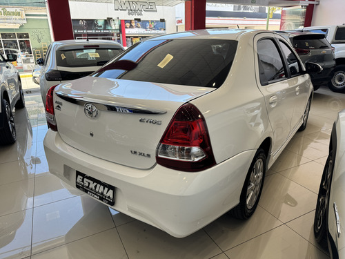 Toyota Etios 1.5 Sedan Xls