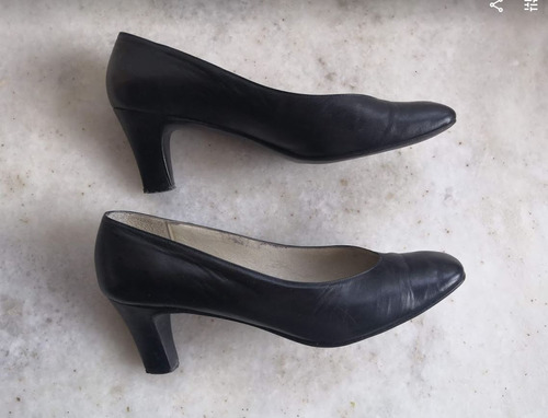 Zapatos  Stiletto De Cuero Negros, Nro 34, Taco 6cm. Clásico