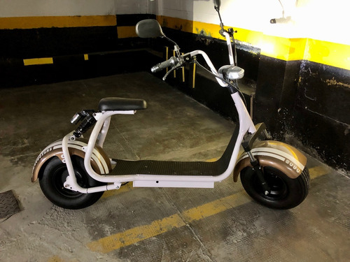 Imagem 1 de 9 de Scooter Elétrica