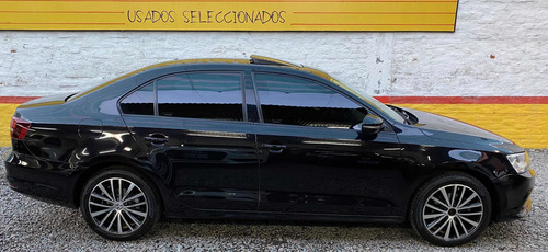 Volkswagen Vento 2.5 Advance Plus 170cv 2016