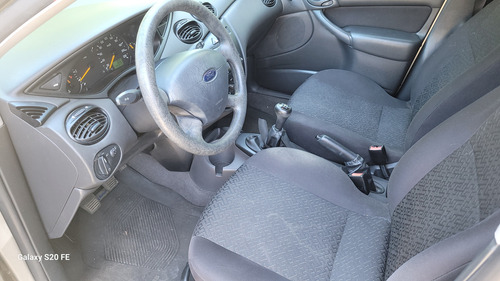 Ford Focus 1.6 Ambiente