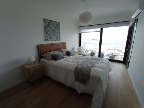 Imagen 11 de 15 de Apartamento Venta 3 Dormitorios Frente Al Mar, Con Amenities Y Garaje Opcional Y Garaje Opcional