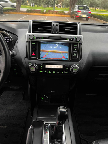Imagen 13 de 18 de Toyota Land Crusier Prado 2.7 Tx-l At