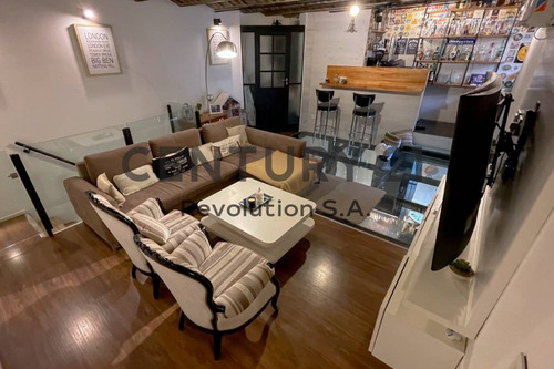 Imagen 4 de 19 de Casa De Diseño Dos Dormitorios C/patio Y Terraza De Pasillo