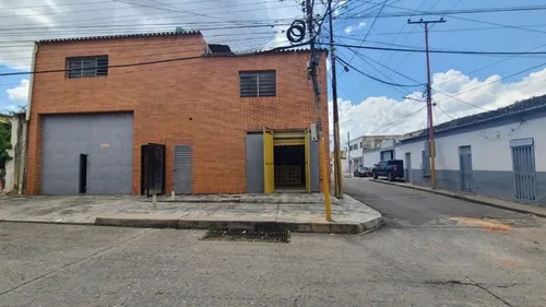 Local En San Blas En Alquiler