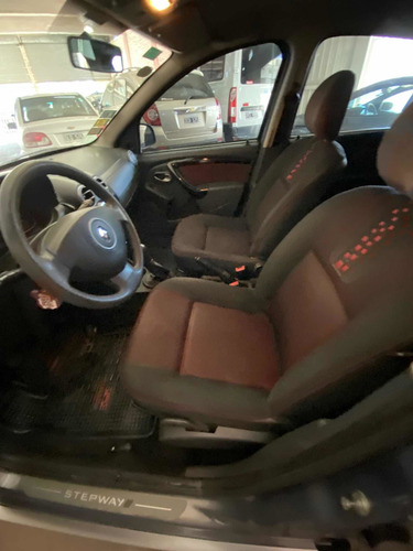 Imagen 14 de 15 de Renault Sandero Stepway 2011 1.6 Dynamique 105cv