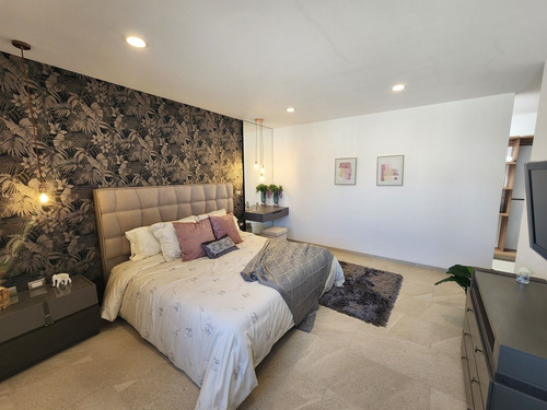 Hermosa Casa En Zibata, Master Suite, C.222 M2 Materiales Premium !
