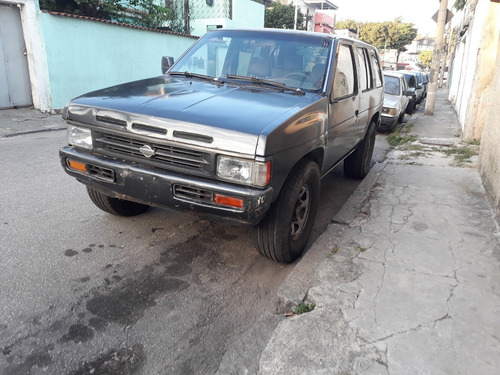Nissan Pathfinder 95