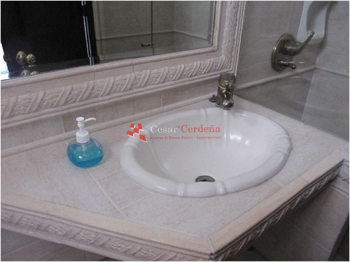 Venta - Muy Linda Residencia En Barrio Lugano, - Ref: 1072