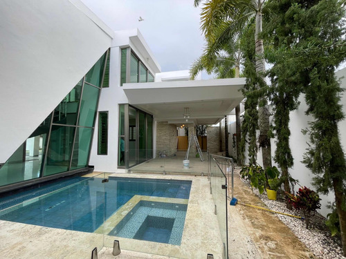 Casa En Venta En La Vega