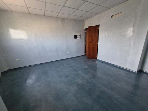 Alquiler De Oficina En Villa Sarmiento