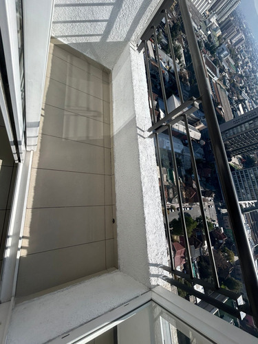 Arriendo Depto. De 2d1b En Pasaje Leonor Cepeda Con Carrion