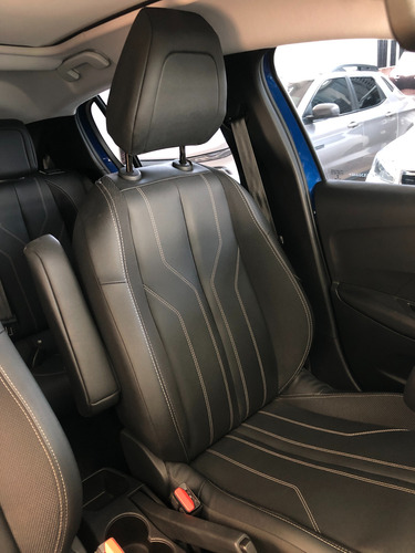Peugeot 208 1.6 Feline Tiptronic