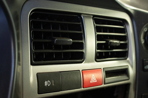 Imagem 8 de 15 de Hyundai Hr 2.5 Tci Hd Bau 4x2 8v 97cv Turbo Intercooler