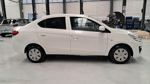 Dodge Attitude 1.2 Se At