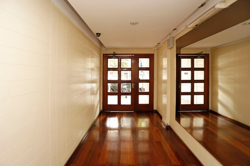 Venta Depto, Colegiales, 5 Amb Con Cochera.