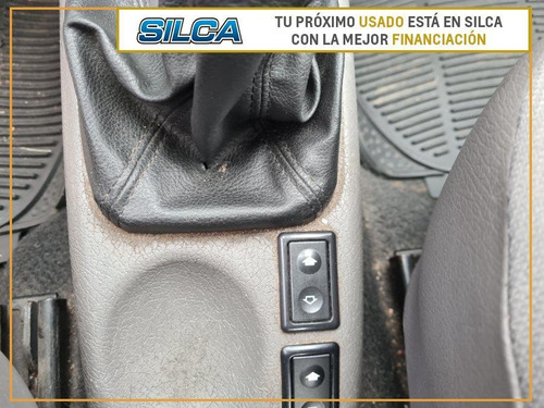 Chevrolet Corsa Super 1.4 2010 Gris Oscuro 4 Puertas