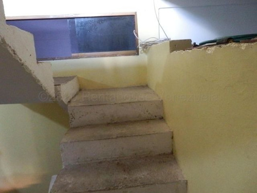Imagen 4 de 30 de Casas En Venta Cabudare Los Yabos, José G. López 04145533925 Codigo 22-1726 Lara, Venezuela