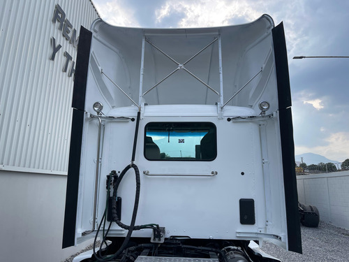 Camion 2017 Daycab Kenworth T-680