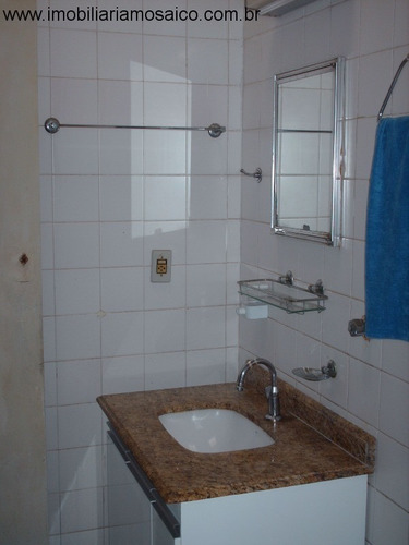 Imagem 12 de 26 de Imóvel Comercial E Residencial No Centro Da Cidade, Com Edícula, Desocupada, 02 Dormitórios, 01 Vaga De Garagem - 92660 - 4491772