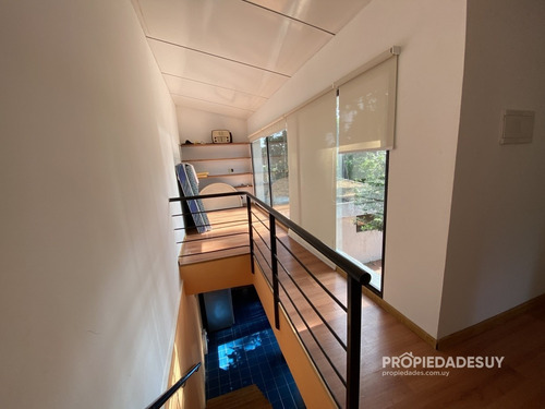 Casa En Venta De Cuatro Dormitorios Con Parrillero Y Garaje- Ref: 795
