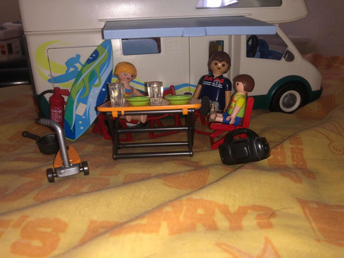Playmobil Camper