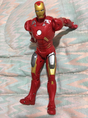 Marvel Iron Man Muñeco Con Sonidos 26 Cm Alto