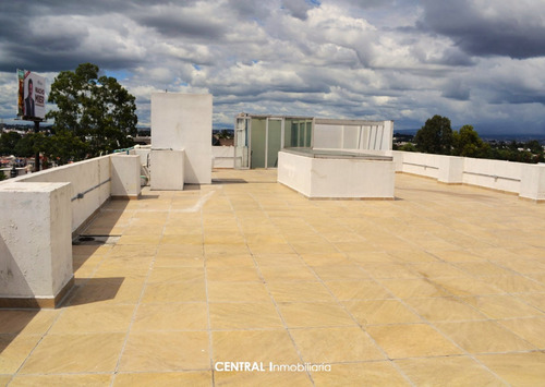 Oportunidad Única Edificio Comercial En Venta | 4 Niveles |recta De Cholula| Vistas Panorámicas
