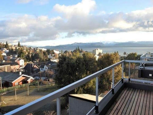 Departamento En Venta Ubicado En Centro De Bariloche, Bariloche