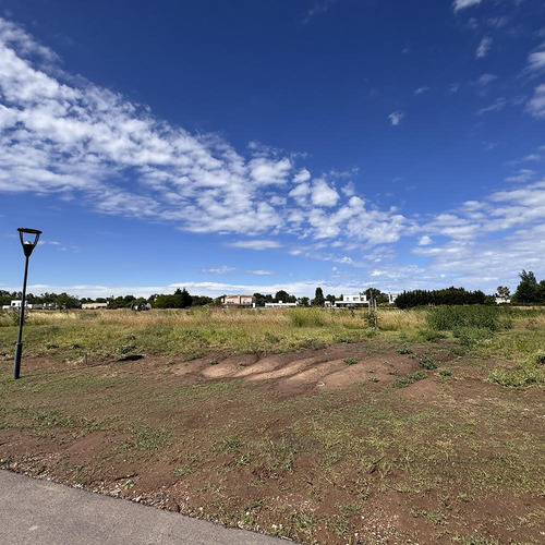Lote En Venta El Nuevo Barrio La Laguna De Estancias Del Pilar