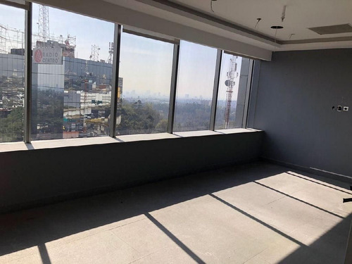 Oficina Acondicionada En Renta, Lomas Altas