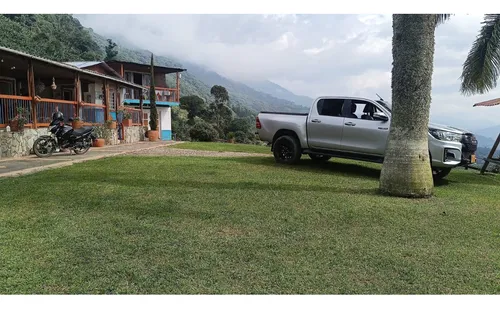 Se Vende Finca Chalet En Calarcá - Quindío