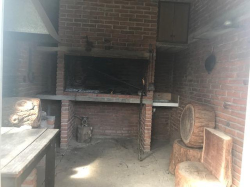 Venta Chacra 1 Ha. Con 2 Casas - Las Piedras-