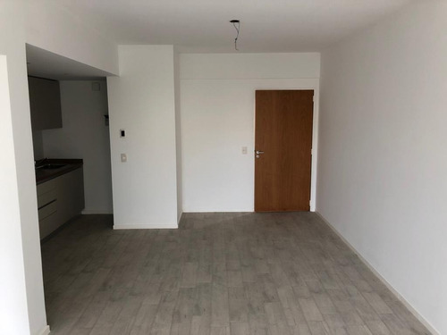 Imagen 2 de 25 de Venta 3 Ambientes - Coghlan - Conde 2800