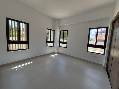 Apartamento Nuevo Con Terraza Privada En Venta En Viejo Arroyo Hondo, Santo Domingo, 3 Habitaciones