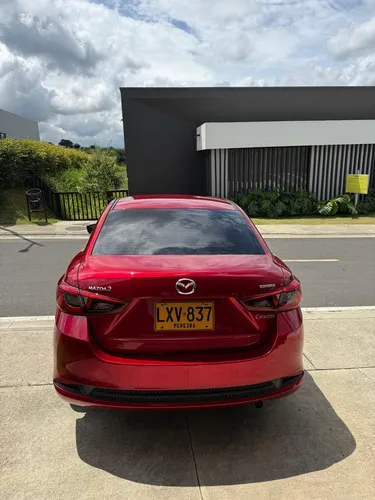 Mazda 2 Sedan 1.5 Touring At
