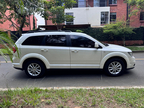 Dodge Journey 2.4 Sxt Fl