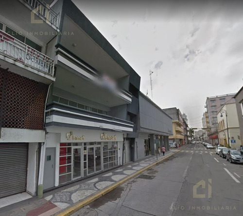 Oficinas En Renta En El Segundo Piso De Un Edificio, Ubicado Sobre La Avenida Independencia, Tiene Entrada Independiente