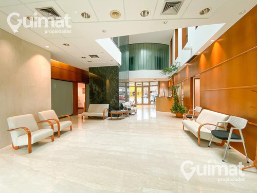 Imagen 23 de 30 de Edificio Comercial - Nuñez Clinica Oftalmologica, Quirofanos Cirugia.