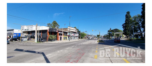 Imagen 3 de 13 de Local En Venta En Quilmes Oeste