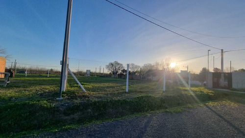 Terreno Lote En Venta Ubicado En Villa Elvira, La Plata, G.b.a. Zona Sur