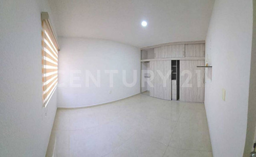 Casa En Renta Priv, Fontana