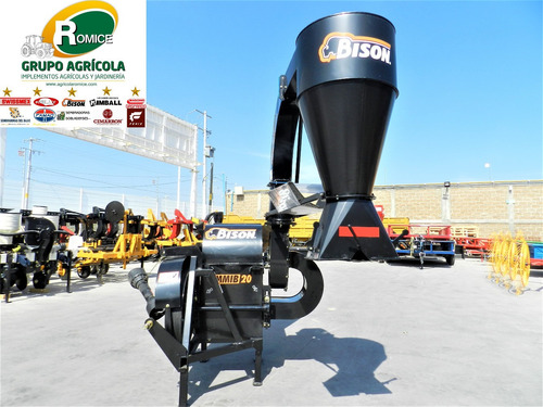 Imagen 3 de 10 de Molino De Martillos Para Tractor Marca Bison No. 20 Reforzad