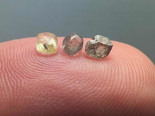 Diamante Bruto Natural 0,91 Cts (91 Pontos) Para Lapidar Branco