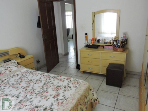 Imagem 15 de 15 de Sobrado Com 4 Dormitórios, Sala 2 Ambientes - Di6600